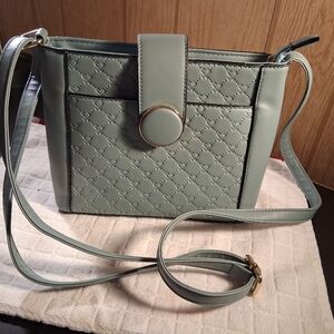 Elegant Quilted Shoulder Bag - Blue